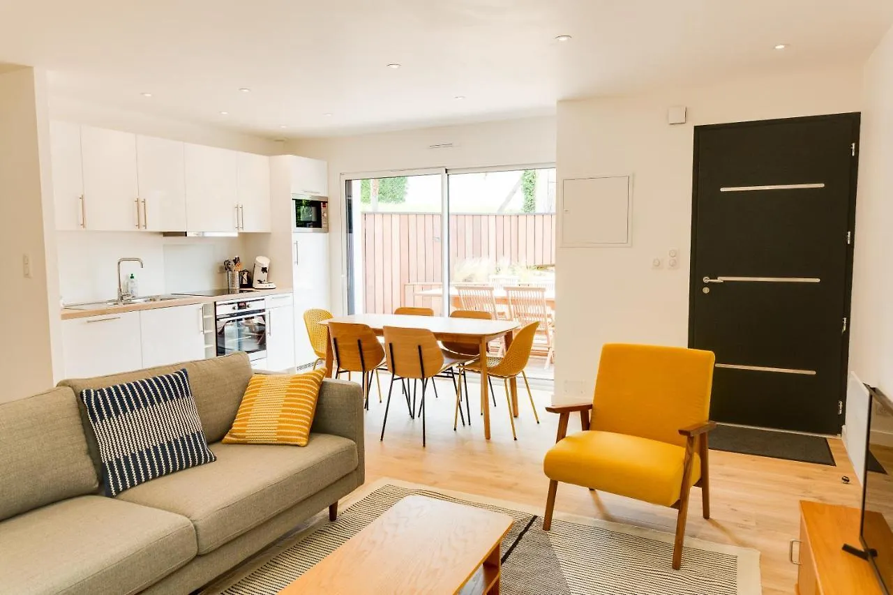 Appartement Residence Du Phare - 4 Appartements - 2 Chambres - Vue Mer Ou Terrasse Combrit