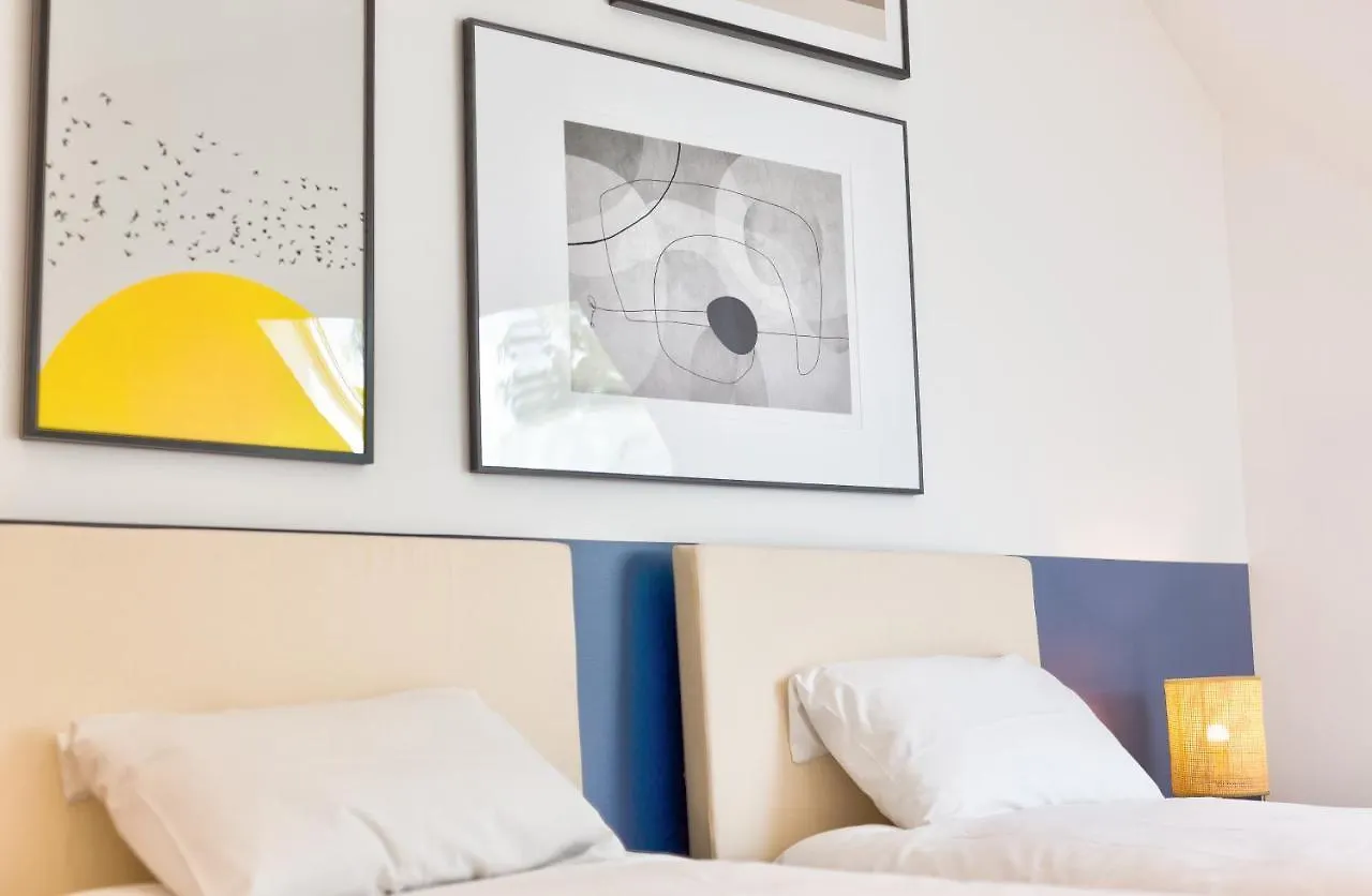 Residence Du Phare - 4 Appartements - 2 Chambres - Vue Mer Ou Terrasse Combrit 0*,  France